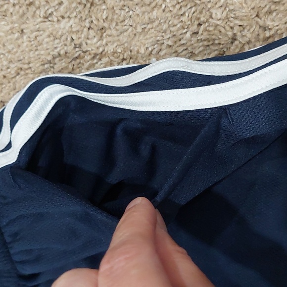 🤑5$25 ADIDAS Athletic 3 Stripe Shorts (L 14/16) - Picture 3 of 8